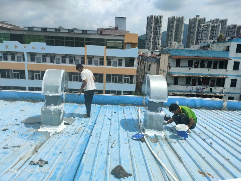 永春钢结构屋面涂料维修方法